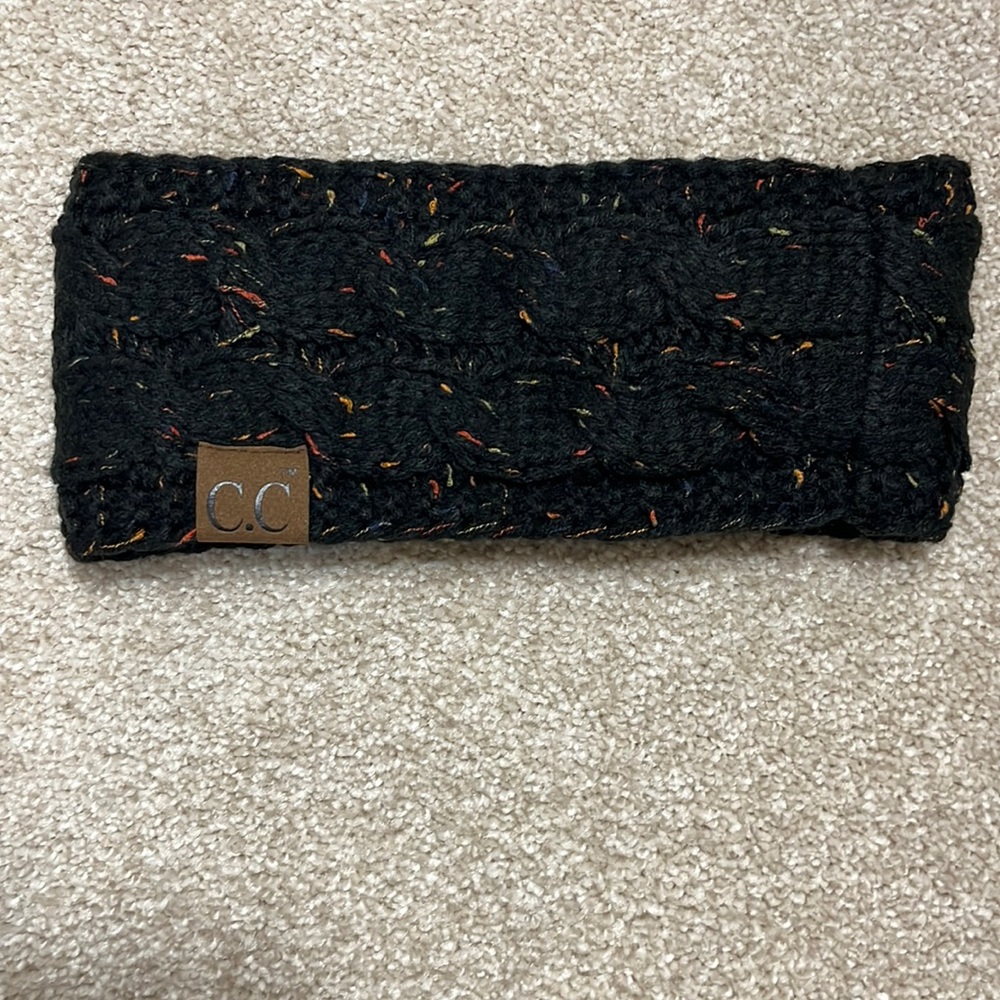 - CC Headband - Picture 12 of 16